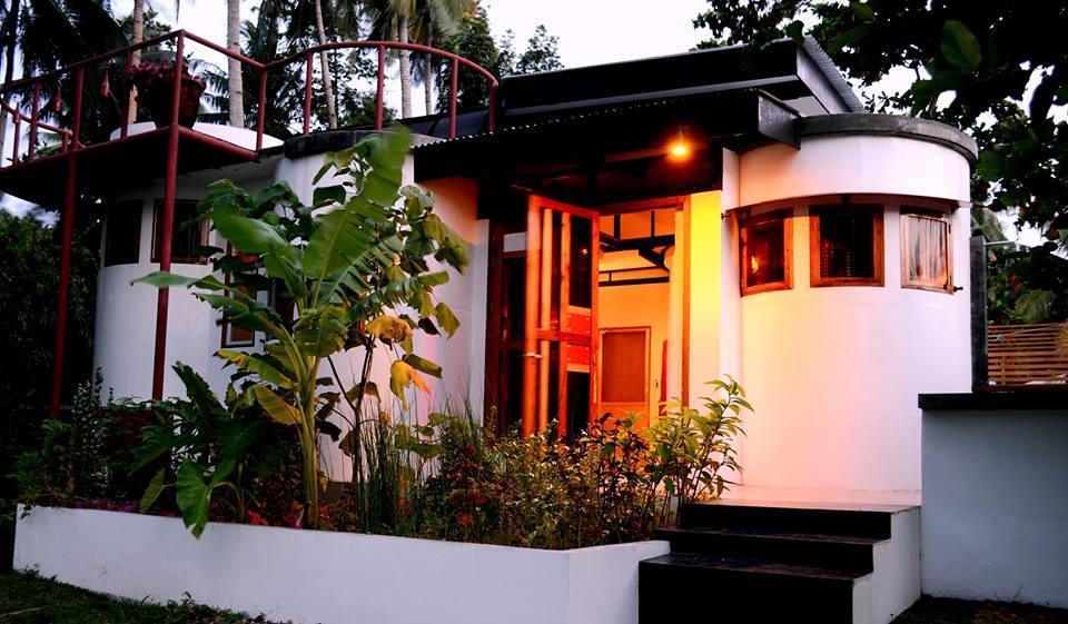 SomeWhere Else Boutique Resort Mambajao Extérieur photo