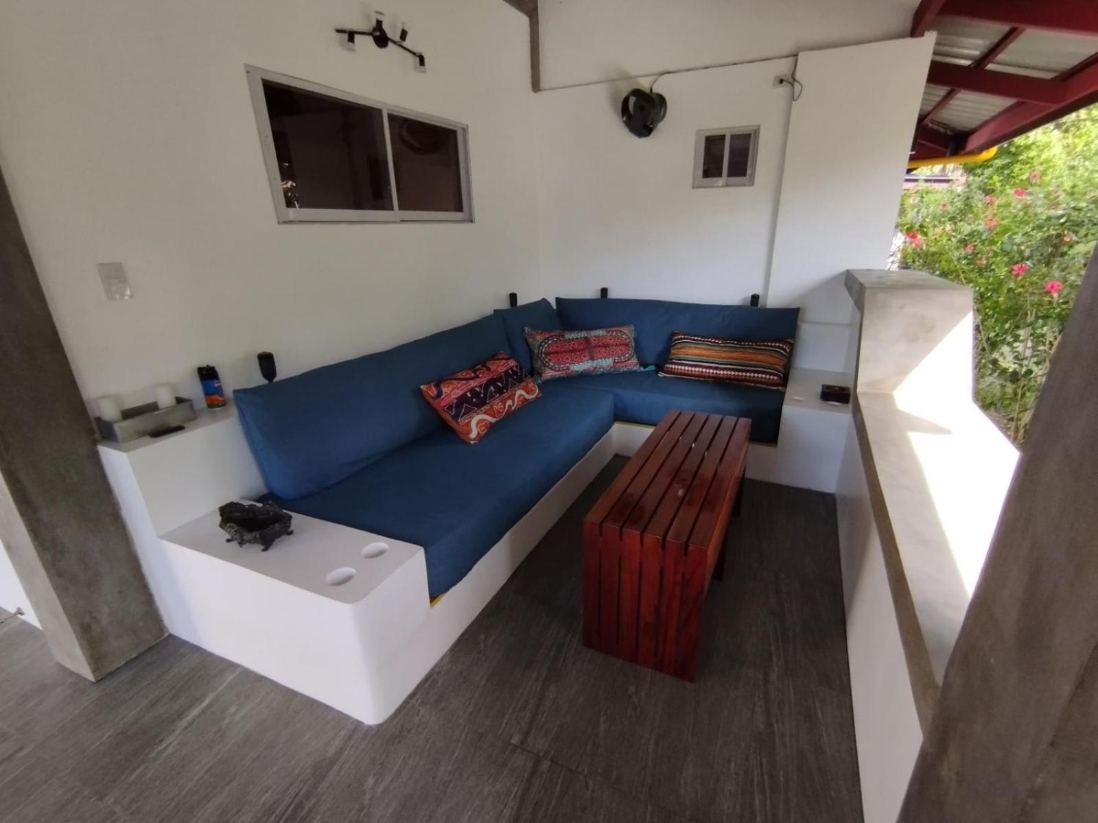 SomeWhere Else Boutique Resort Mambajao Extérieur photo