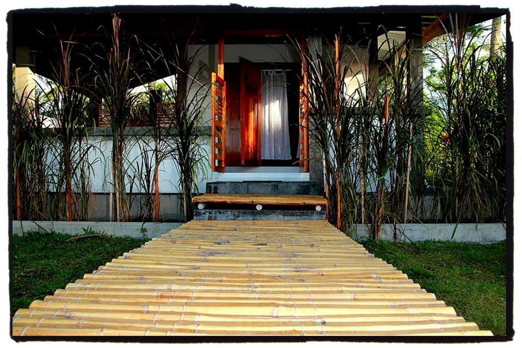 SomeWhere Else Boutique Resort Mambajao Chambre photo