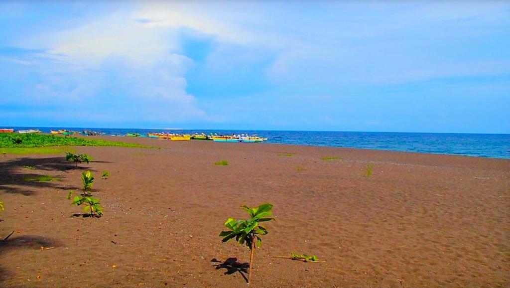 SomeWhere Else Boutique Resort Mambajao Extérieur photo