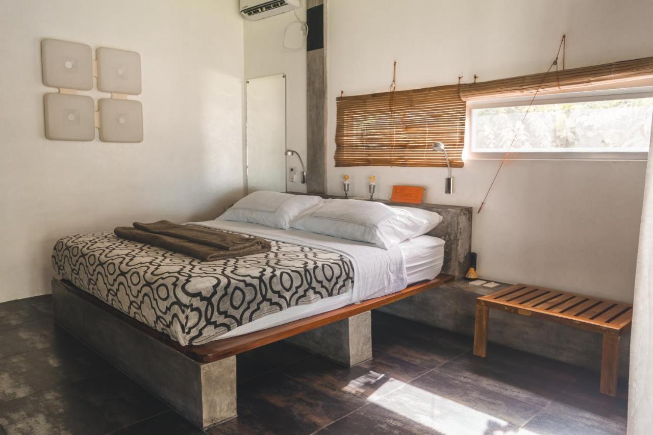 SomeWhere Else Boutique Resort Mambajao Extérieur photo